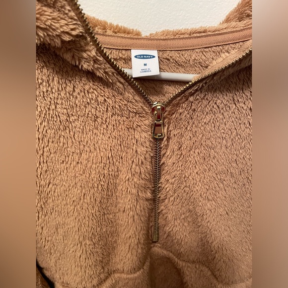 Pullover - Picture 2 of 2